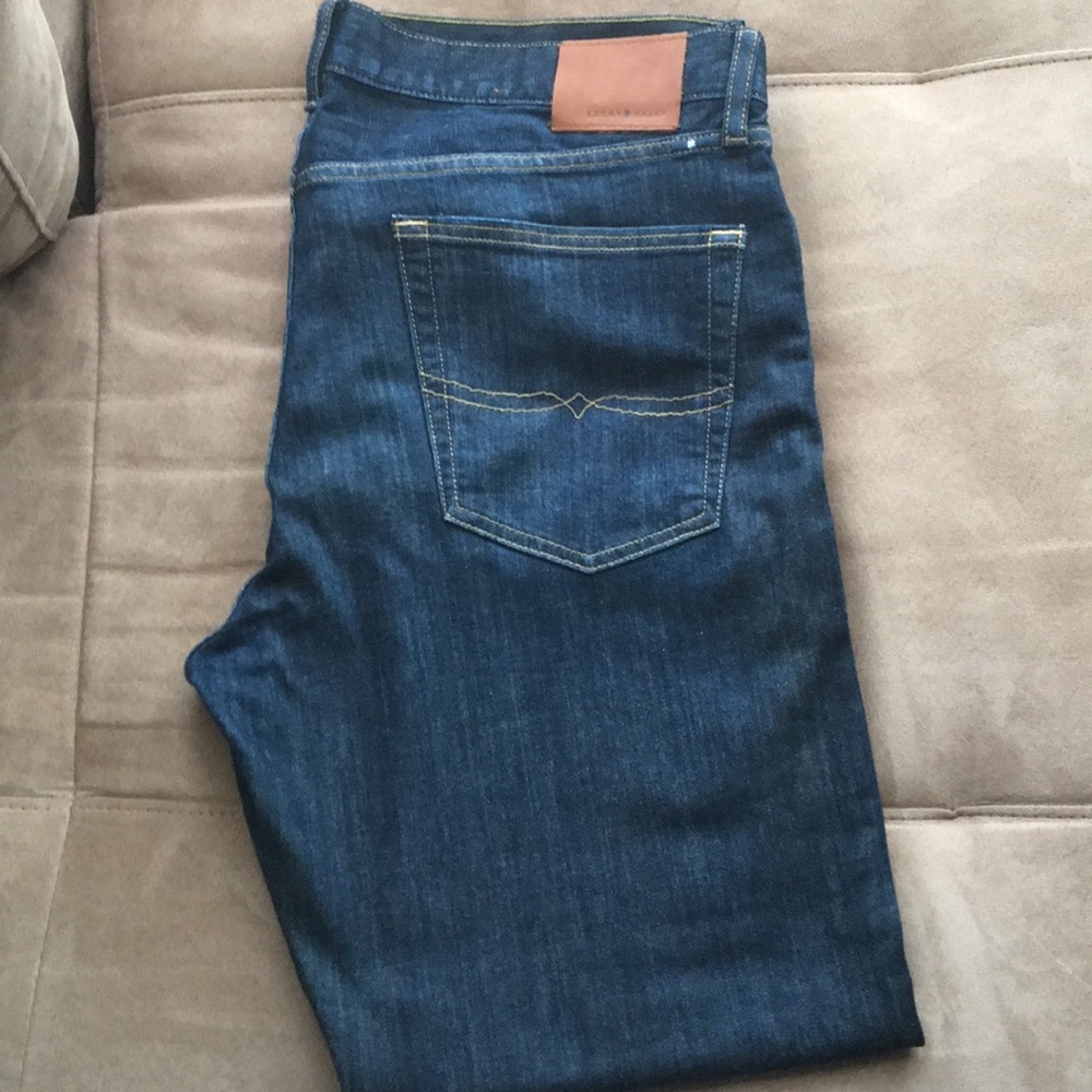 Lucky jeans